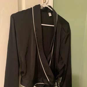 Black and White Wrap around shirt